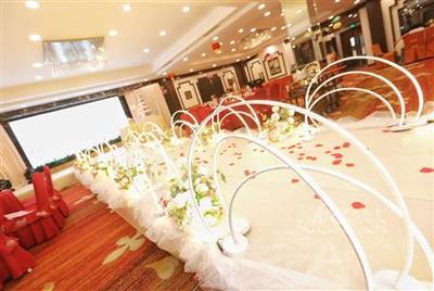 中山婚礼场景布置婚礼策划 婚礼舞台灯光音响搭建公司